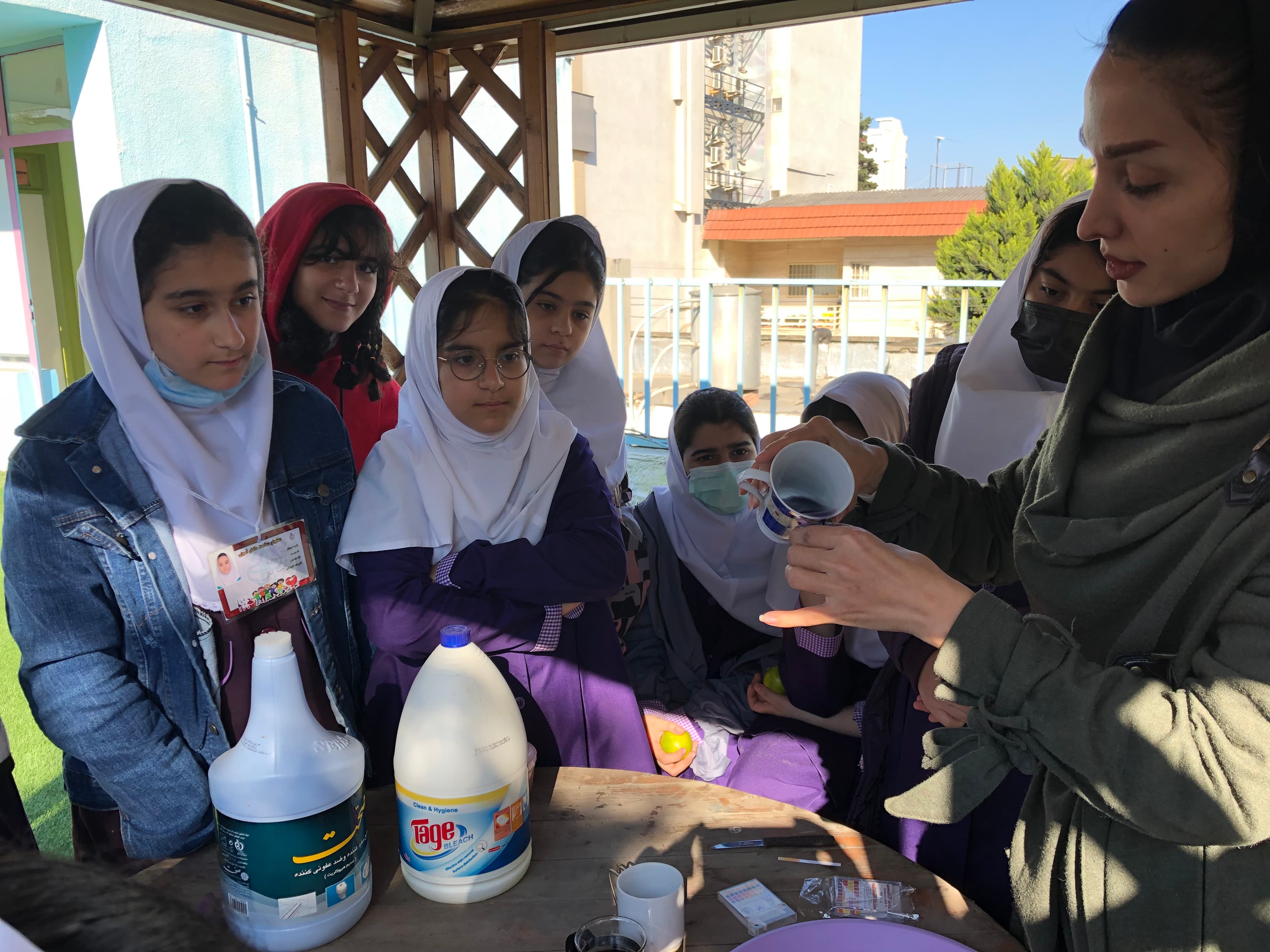 تدریس درس بازها و اسید ها 