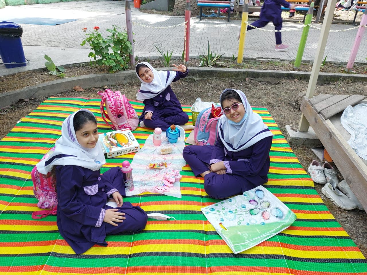 یک روز شاد( اردو درون مدرسه ایی)